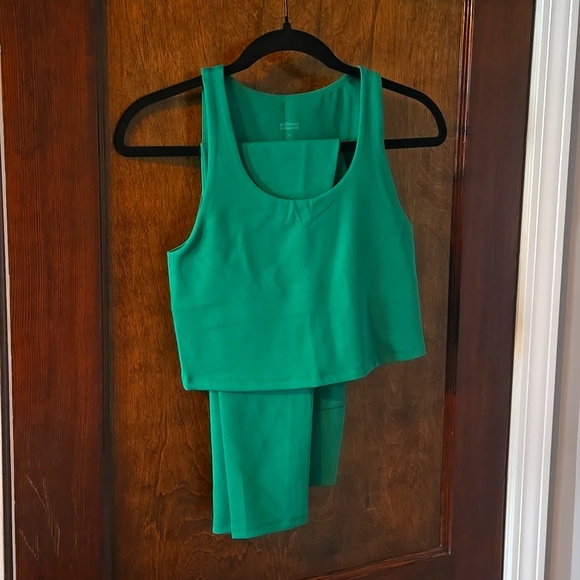 girlfriend collective Other - Girlfriend Collective Medium Green Workout Set